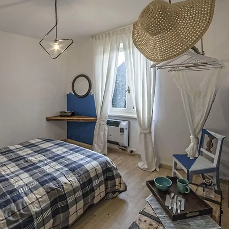 לינה וארוחת בוקר Ritratto Sul 3*