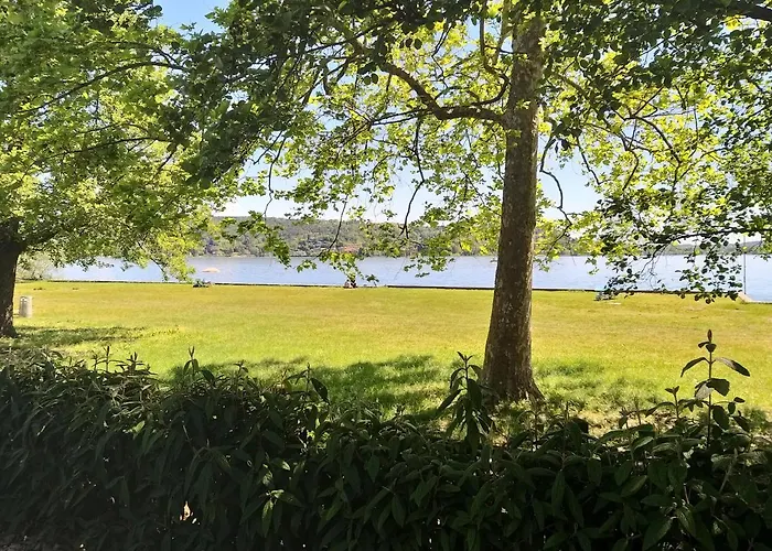 Ritratto Sul Couette-café Dormelletto