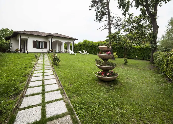 Ritratto Sul Dormelletto